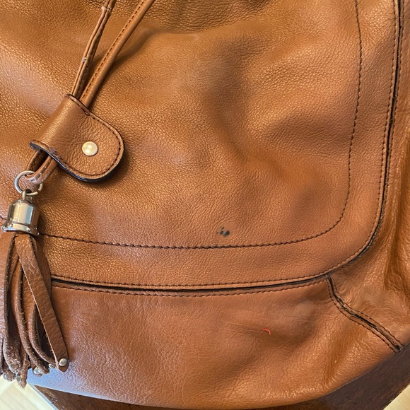 SOLD
Danier Brown Leather Hobo Bag with Tassel Closure - Picture 8 of 9